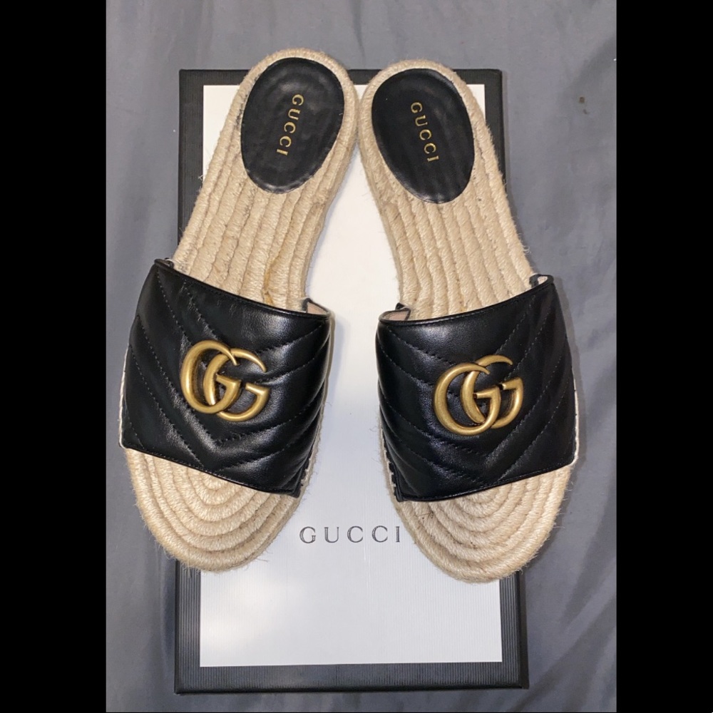 Size 38 gucci flats